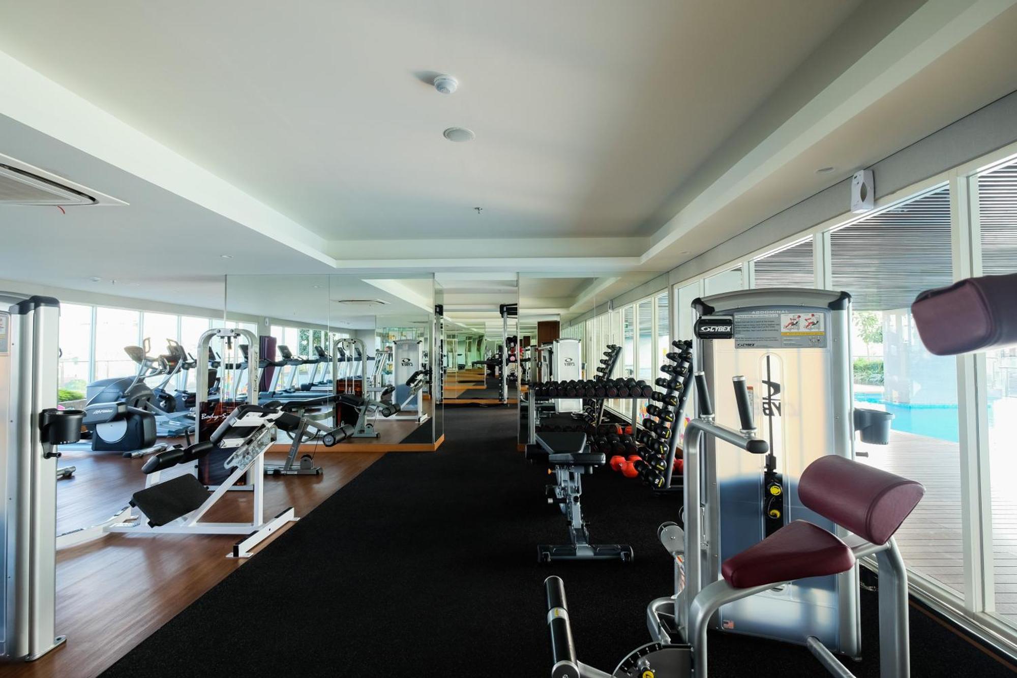 Great And Cozy Menteng Park By Travelio